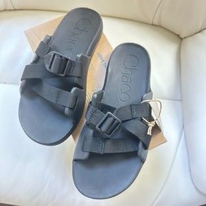 Kids Chaco Chillos Sandals Size 5 M Black New
